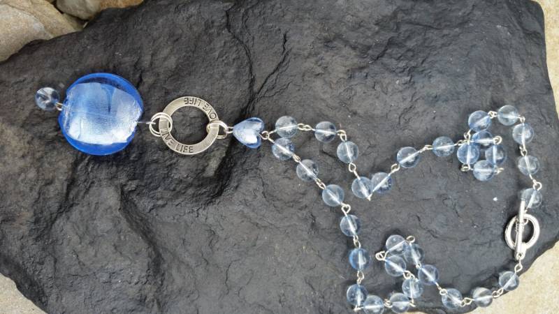 Blaue Eis Flake Quarz Anhänger Halskette von Dadevier