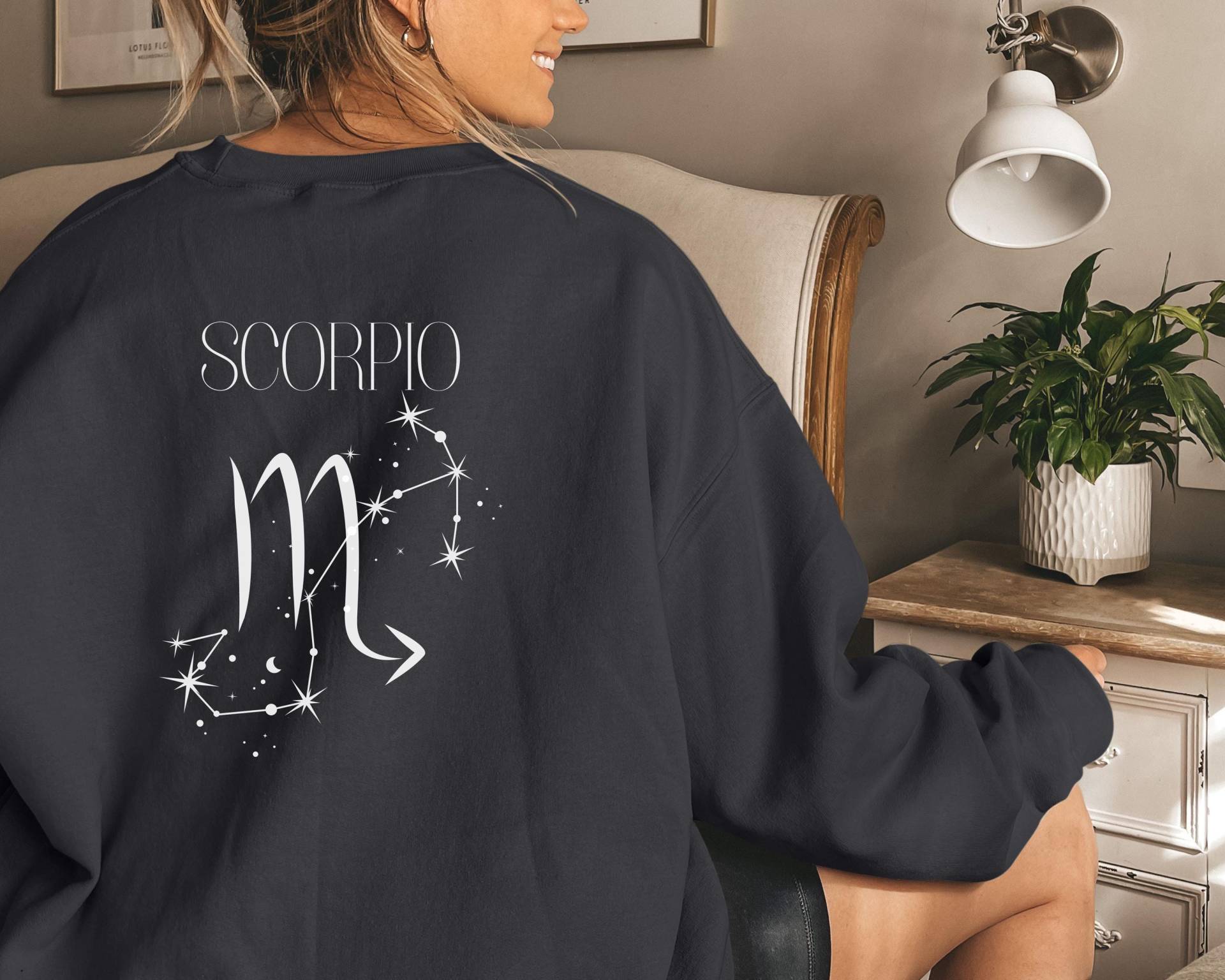 Sternzeichen Sweatshirt, Sternbild Personalisierbares Pullover Personalisiert, Astrologie von DailyStreetStyle