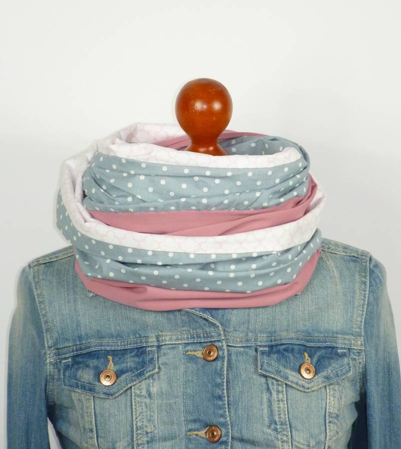 Loopschal Wickelschal Schlauchschal, Altrosa - Unikat Schal Scarf, Damen, Loop, Schal, Freundin Geschenk, Accessoires von Dailylifewomen