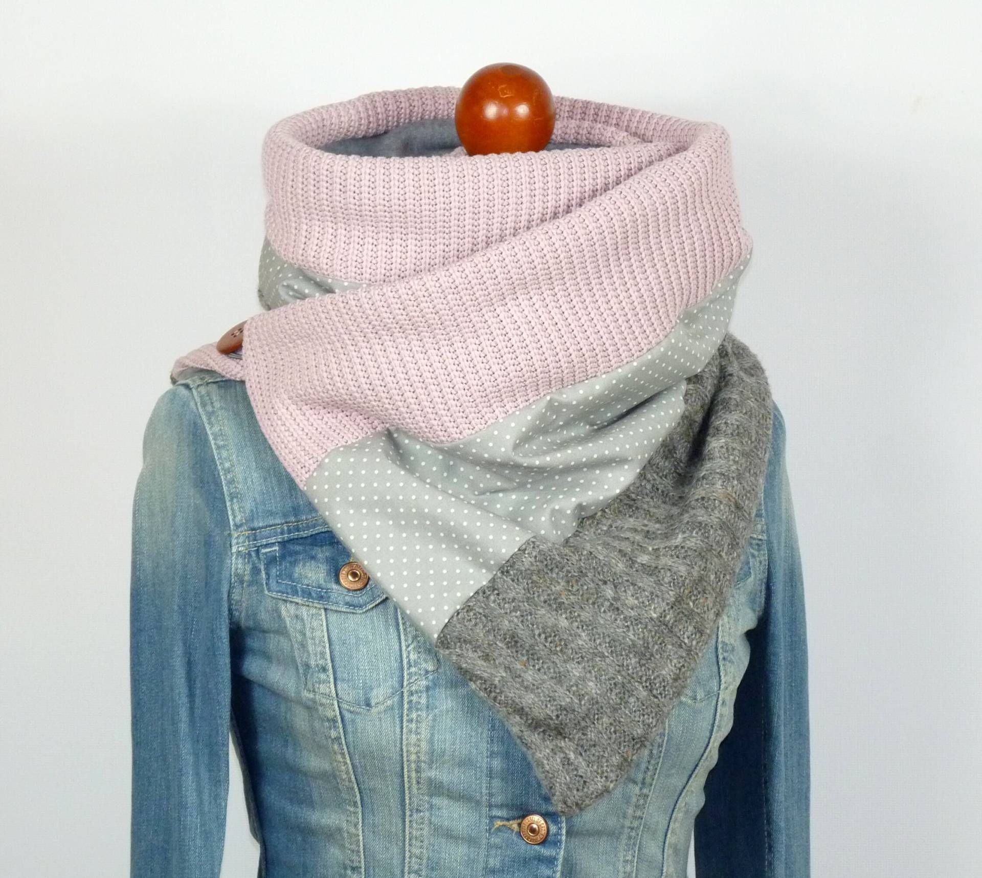 Wickelschal Knopfschal, Jersey & Fleece , Dreiecktuch, Tuch, Schal, Freundin Geschenk, Dreieckstuch, Damen von Dailylifewomen