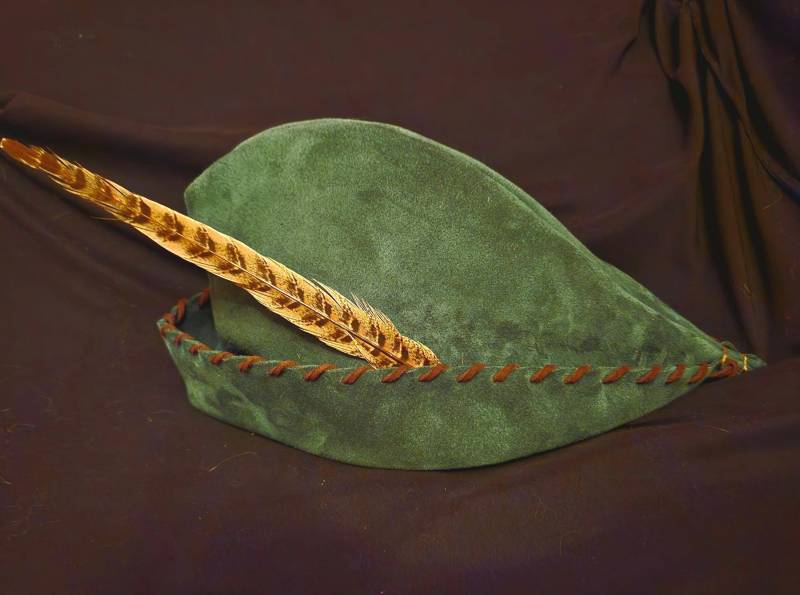 Robin Hood Hut - Jägergrünes Wildleder, Braune Borte von DaintyJanes