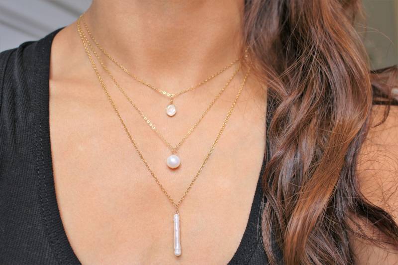 Zierliche 14K Goldfilled Süßwasserperlen Halskette Layering Kette von Daintybylouloubeads