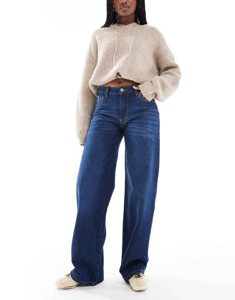 Daisy Street - Boyfriend-Jeans in Luna-Blau mit niedrigem Bund von Daisy Street