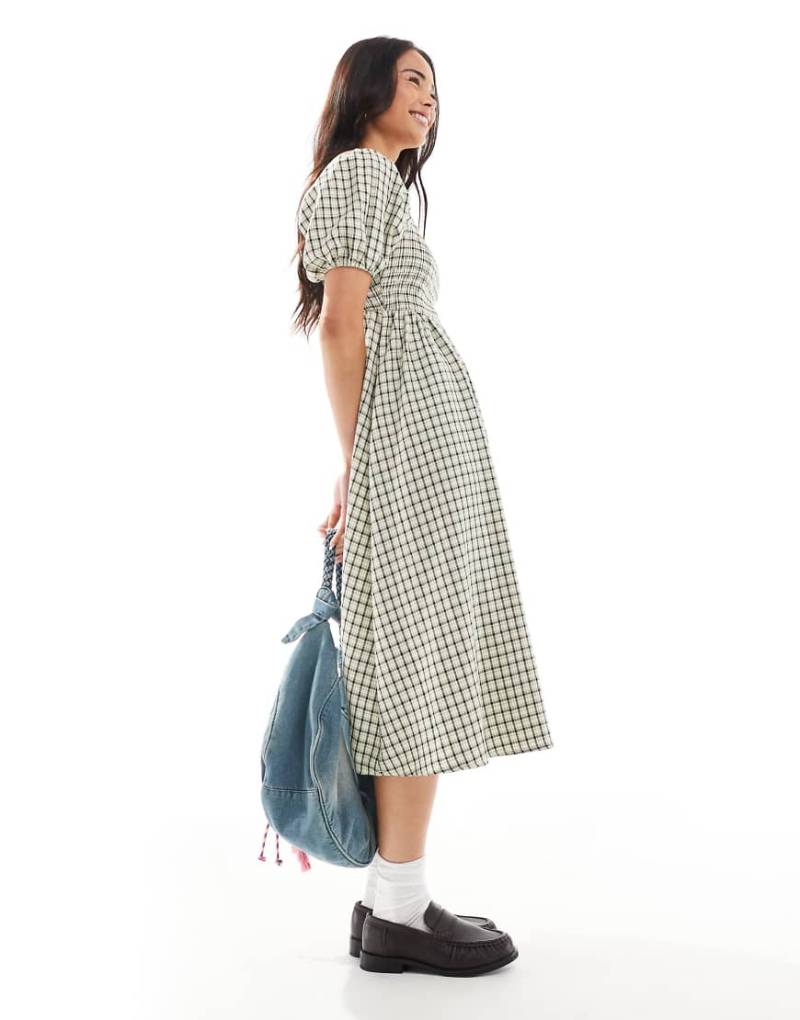 Daisy Street - Gelb kariertes Midikleid mit gesmoktem Oberteil und Puffärmeln von Daisy Street