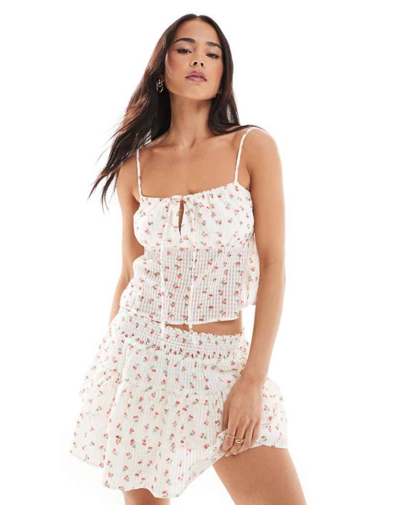 Daisy Street - Gerafftes Camisole mit rotem Kirschmuster, Kombiteil-Bunt von Daisy Street