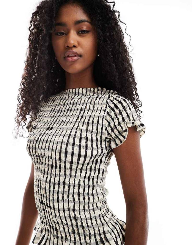 Daisy Street - Gesmoktes, kurzärmliges Oberteil mit schwarzem Karomuster von Daisy Street