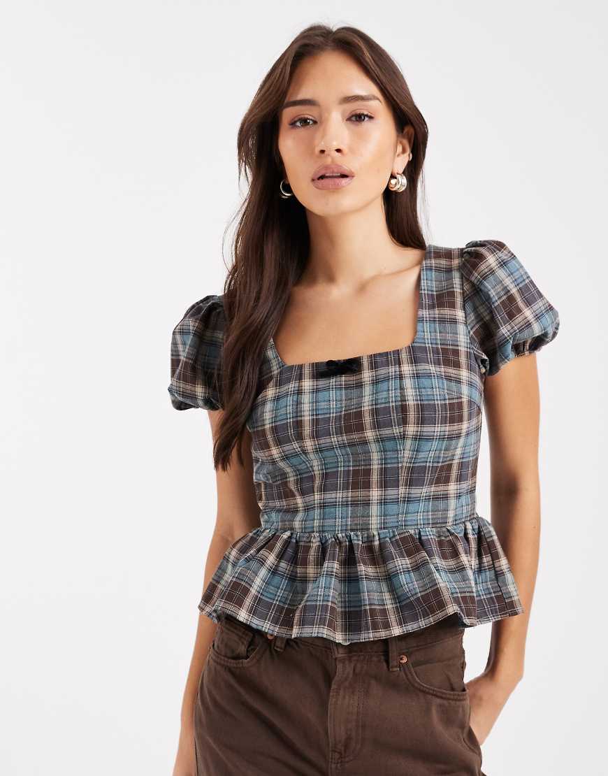 Daisy Street - Karierte Bluse in Blau-Beige mit Rüschentaille und Kappärmeln-Rot von Daisy Street