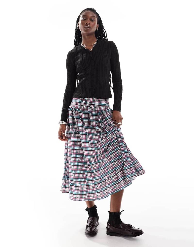 Daisy Street - Langärmliger Strickpullover in Schwarz mit V-Ausschnitt von Daisy Street