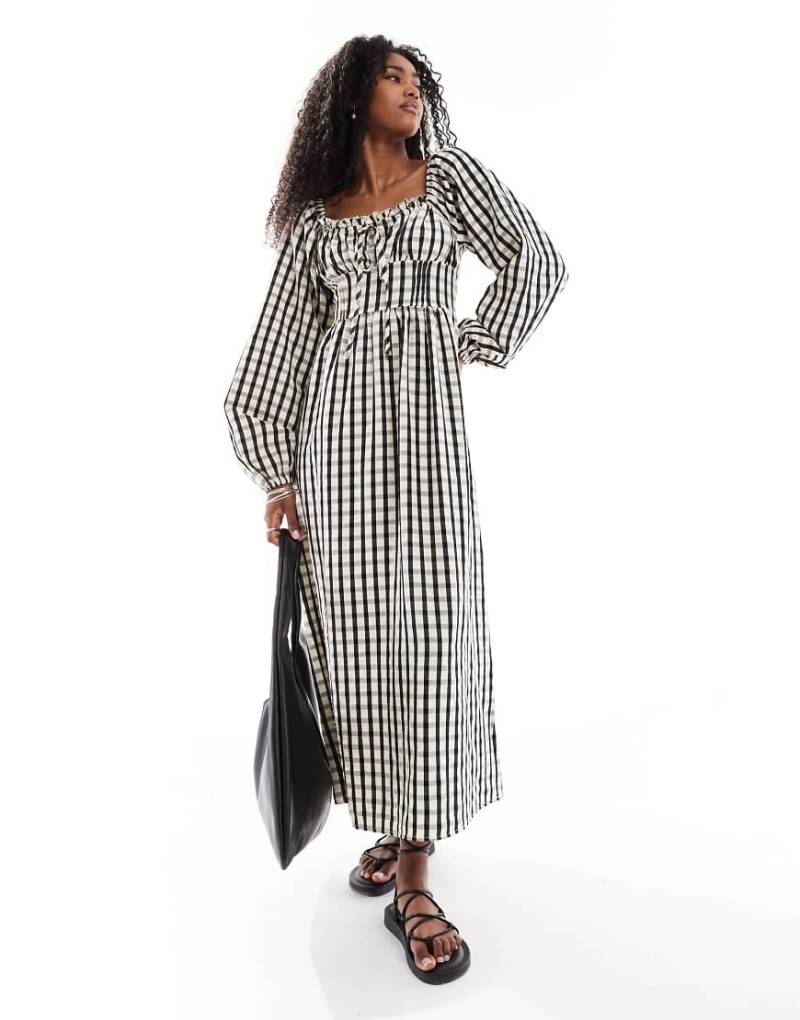 Daisy Street - Langärmliges Midaxikleid in Schwarz mit Vichy-Karos und gesmoktem Mieder von Daisy Street