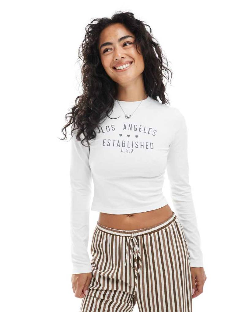 Daisy Street - Langärmliges Oberteil in Weiß mit Print von Daisy Street