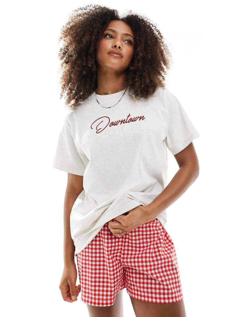 Daisy Street - Oversize-T-Shirt in meliertem Naturton mit Print-Neutral Daisy Street - Oversize-T-Shirt in meliertem Naturton mit Print-Neutral von Daisy Street