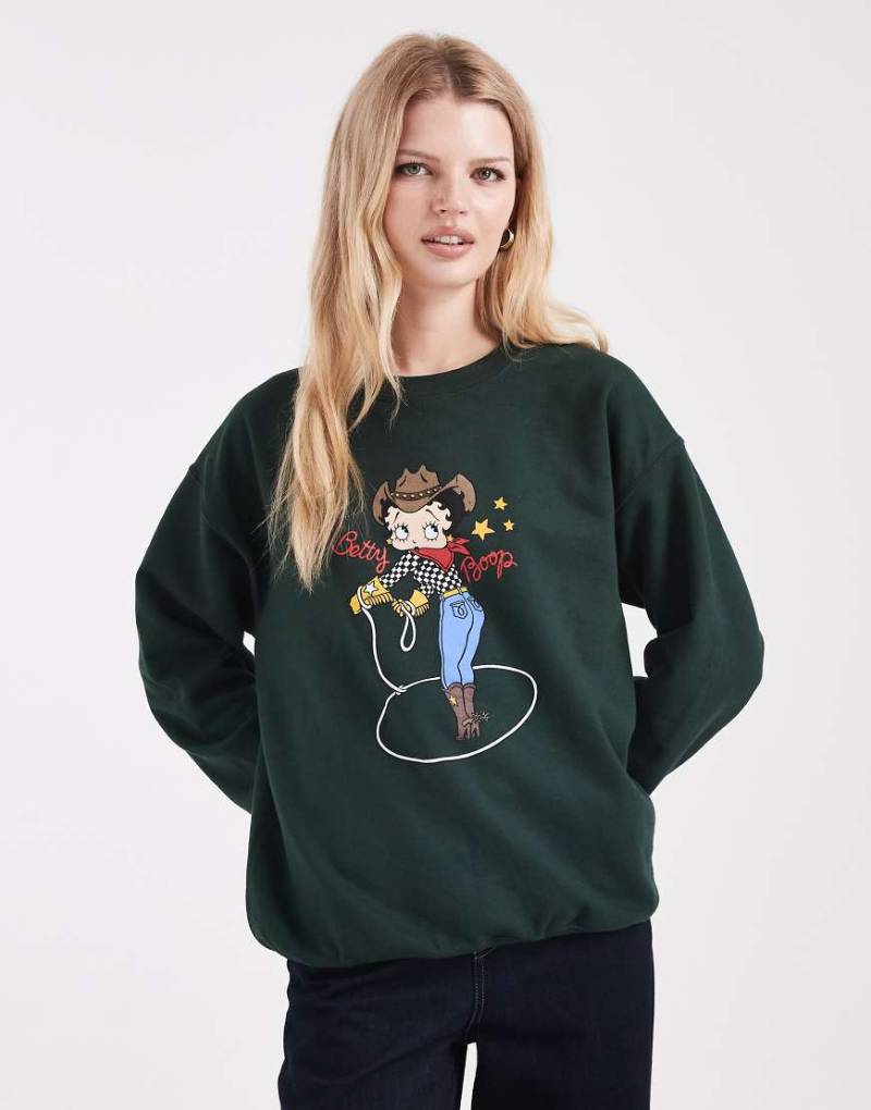 Daisy Street - Sweatshirt in Tannengrün mit Betty-Boop-Motiv im Cowgirl-Lok von Daisy Street