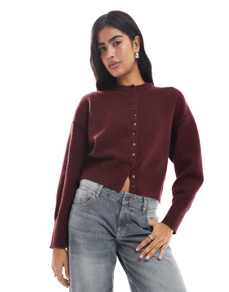 Daisy Street - Taillierte Strickjacke in Burgunderrot Daisy Street - Taillierte Strickjacke in Burgunderrot von Daisy Street