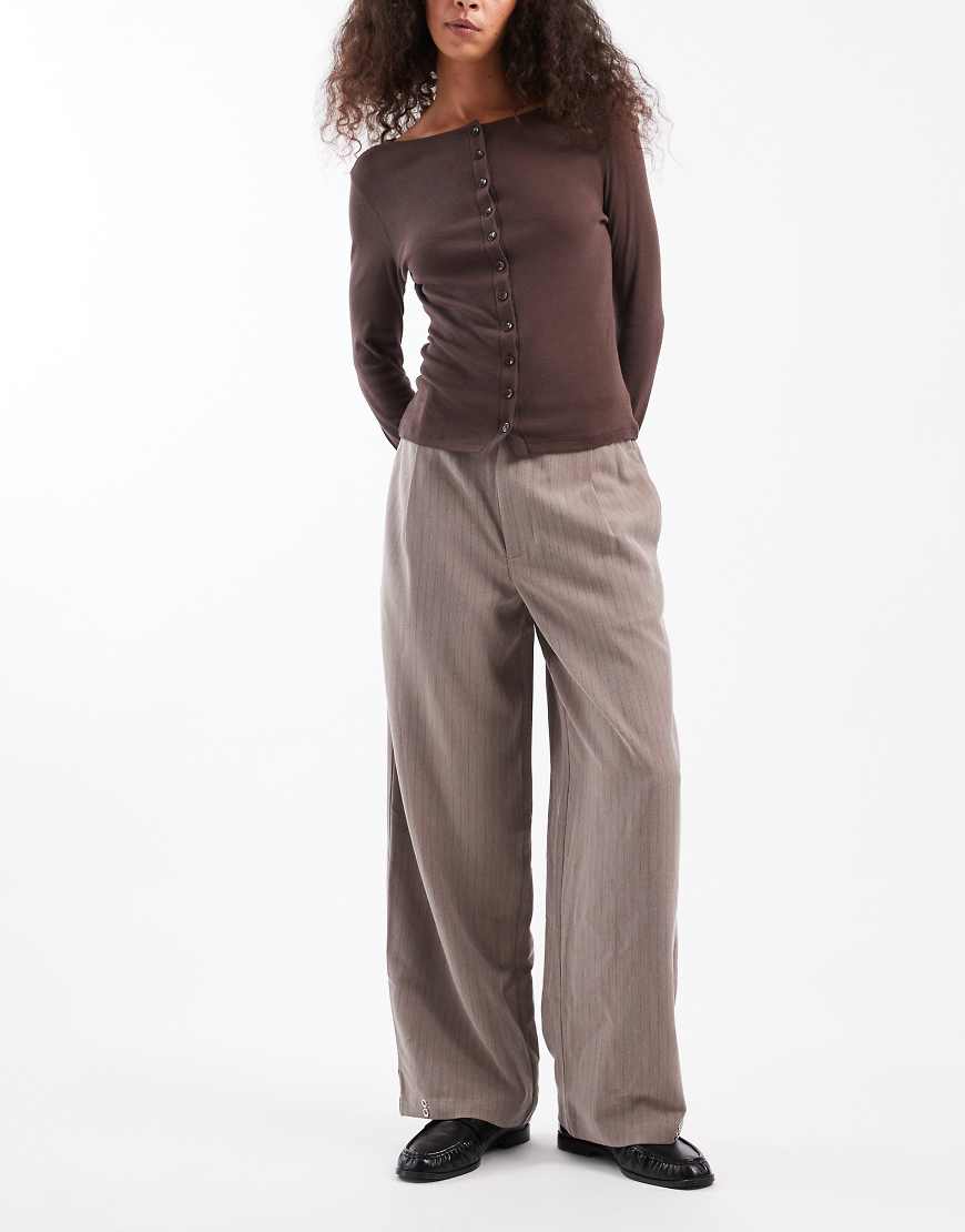 Daisy Street - Weite, schmal zulaufende Hose in Grau mit Nadelstreifen von Daisy Street