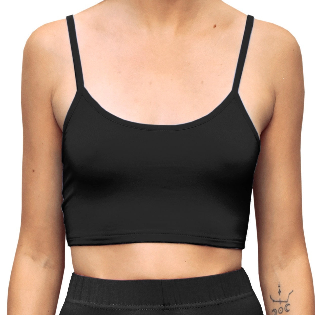 Einfarbig Schwarzes Abgeschnittenes Tank-Spaghetti-Träger Cami Mix N Match Crop Top von DaisyDelSolDesigns