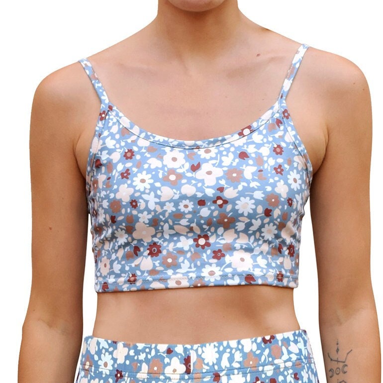 Indigo Blau Blumen Cropped Tank Spaghetti Gurt Cami Mix N Match Crop Top von DaisyDelSolDesigns