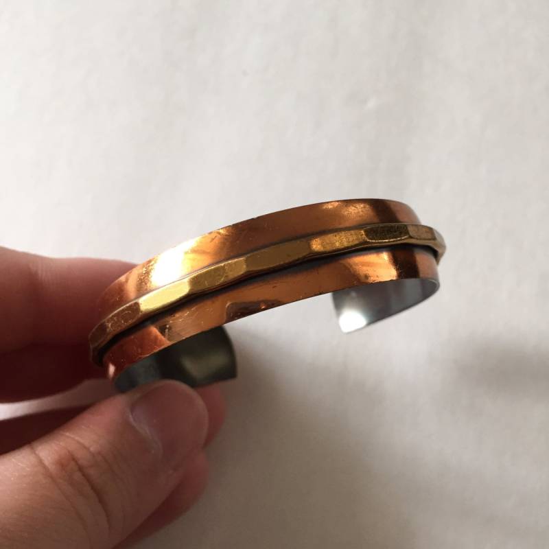Retro Ära Echtes Kupfer Boho Cuff Armreif Armband, Passt 6 Bis 7 Zoll Handgelenk, Verstellbar Retro Ära Echtes Kupfer Boho Cuff Armreif Armband, Passt 6 Bis 7 Zoll Handgelenk, Verstellbar von DaisyDiamondVintage