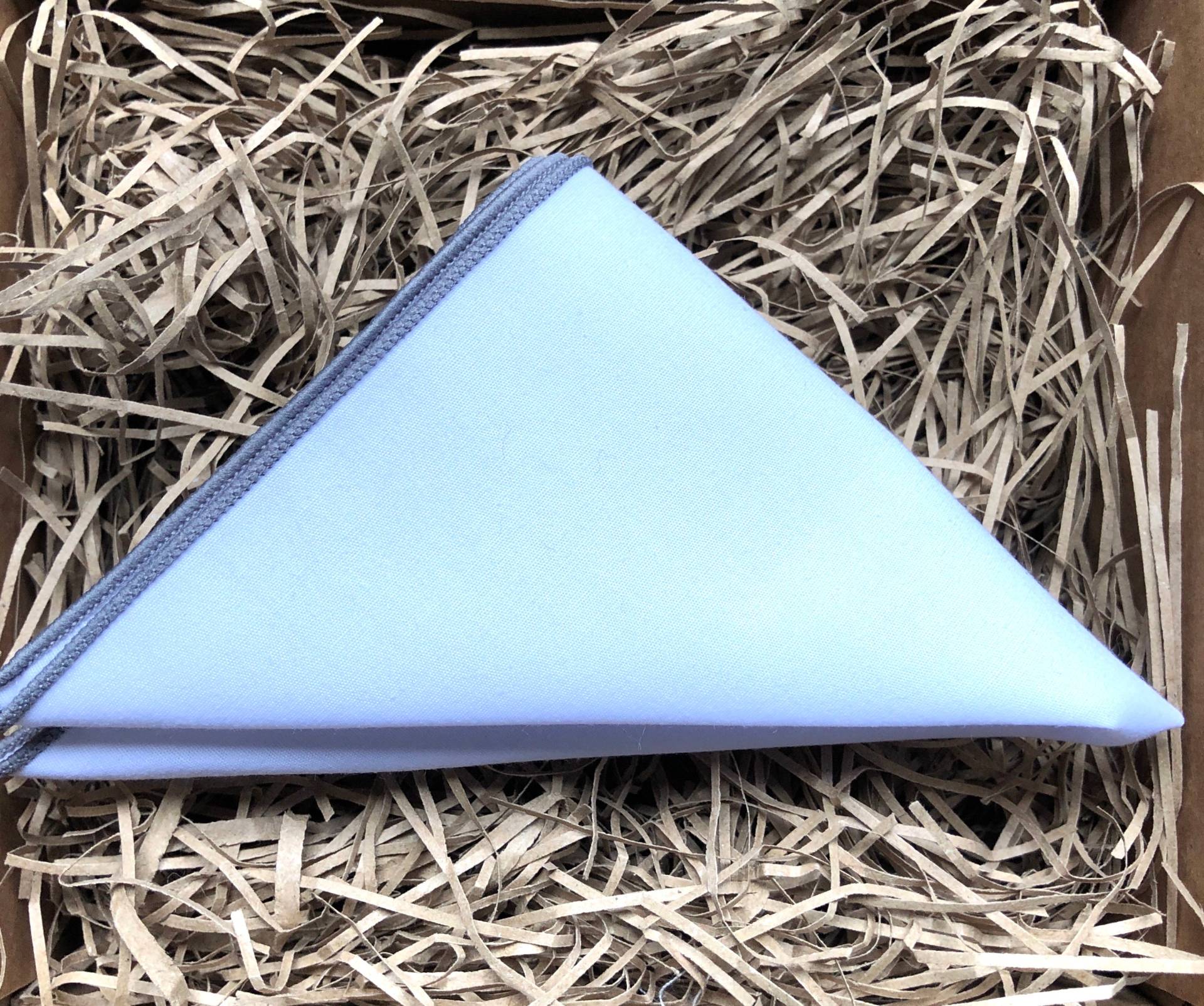 Weisses Einstecktuch Aus Baumwolle Mit Grauer Borte von DaisyandOakStudio