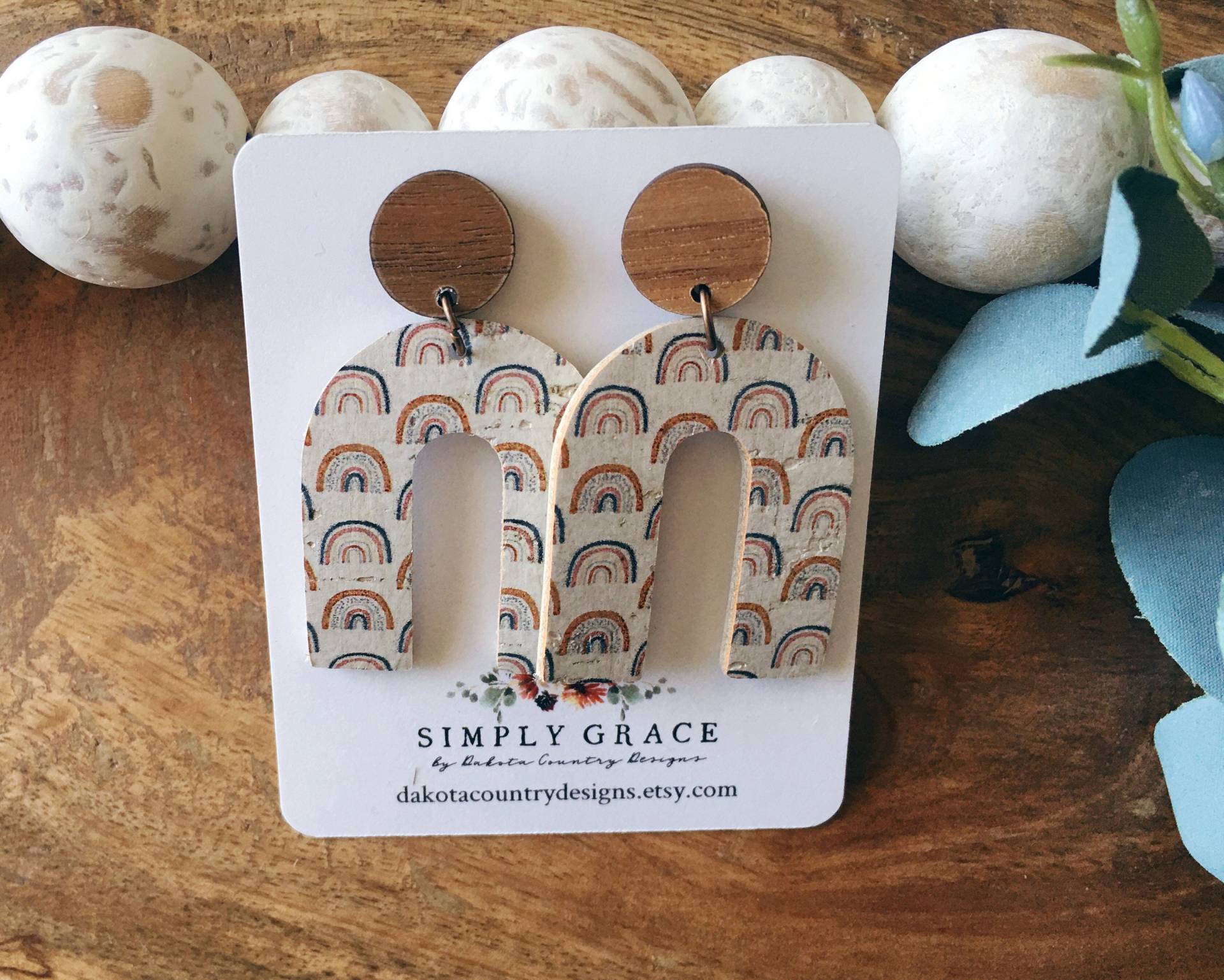 Echtes Korkleder Und Holz Regenbogen Bogen Boho Ohrstecker Lehrer Geschenk Muttertagsgeschenk Geburtstagsgeschenk Echtes Korkleder Und Holz Regenbogen Bogen Boho Ohrstecker Lehrer Geschenk Muttertagsgeschenk Geburtstagsgeschenk von DakotaCountryDesigns