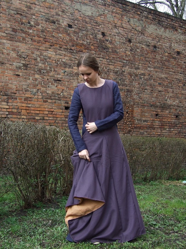 Mittelalterliches Kleid Surcote Reenactment Xiv Jahrhundert von DaleboraCrafts