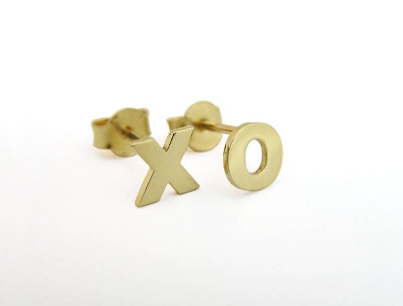 14K Gold Ohrringe - Gold Xo Ohrstecker Buchstaben Zierliche Massivgold Kleine von DaliaShamirJewelry