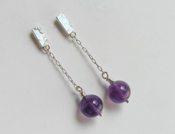 Amethyst Ohrringe - Kurze Sterling Silber Kettenohrringe Hängeohrringe von DaliaShamirJewelry