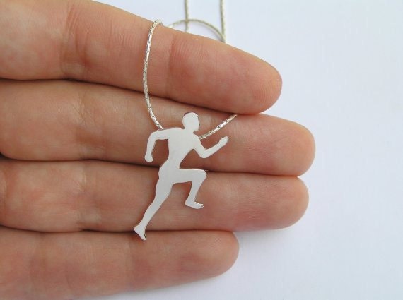 Runner Halsketten-Anhänger - Silber Jogging Man Silhouette Anhänger -Hand Cut von DaliaShamirJewelry