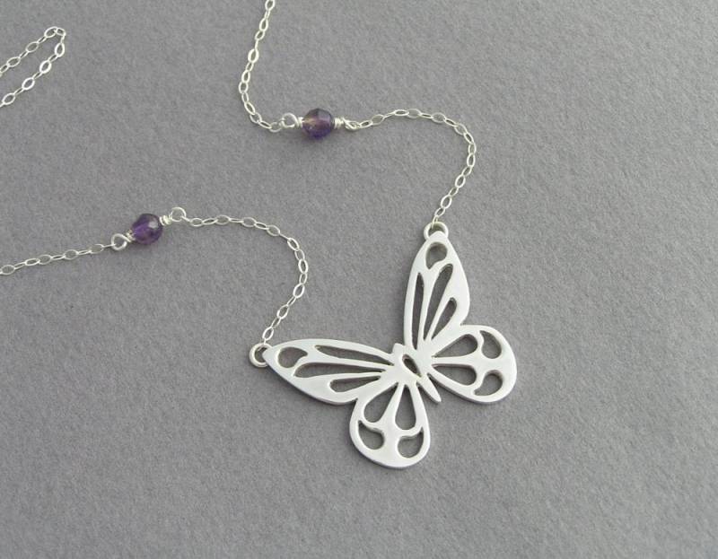 Schmetterling Halskette - Sterling Silber Mit Amethyst Anhänger von DaliaShamirJewelry