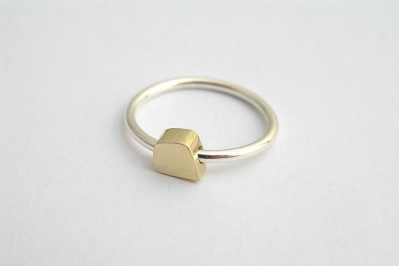 Zarter Ring - 14K Gold Und Silber Würfel Massives Sterling Kombination von DaliaShamirJewelry