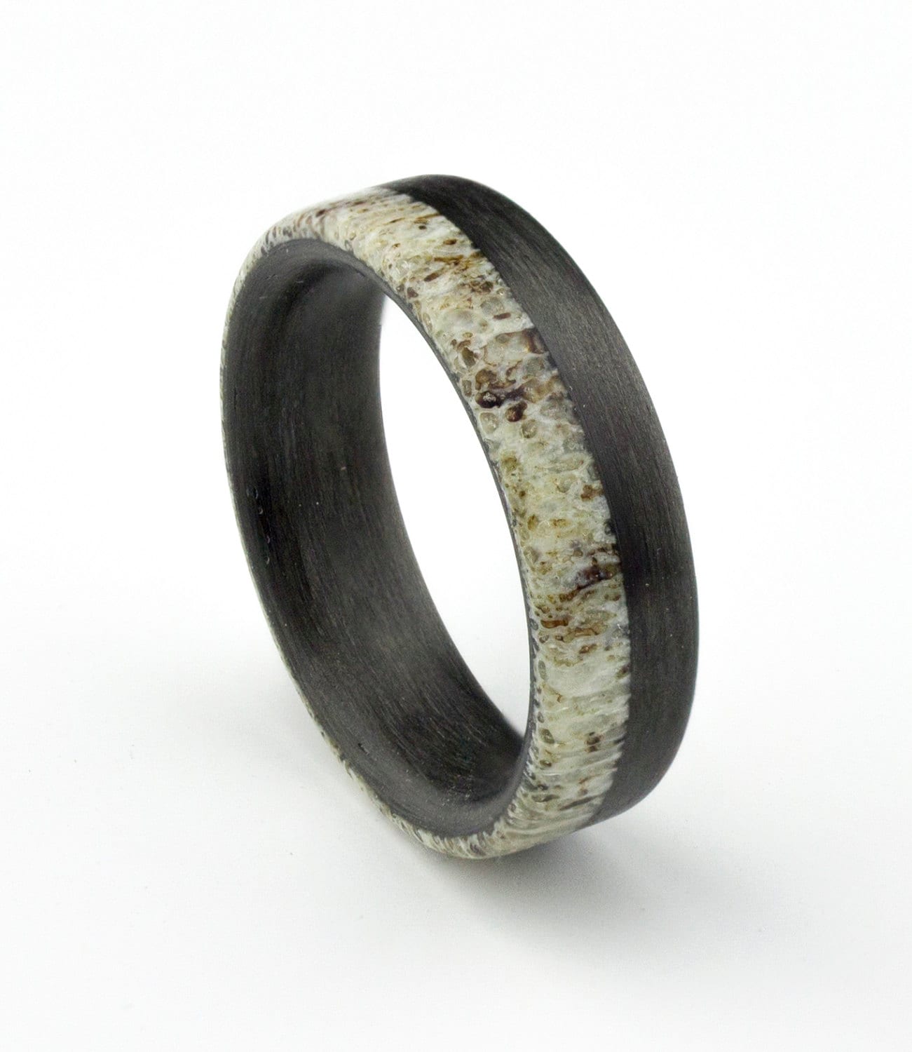 Carbon-Faser-Ring, Hirschgeweih Ring, Ehering, Schmuck, Ringe, Verlobungsringe, Schwarze Herren Ring von DaliaWoodia