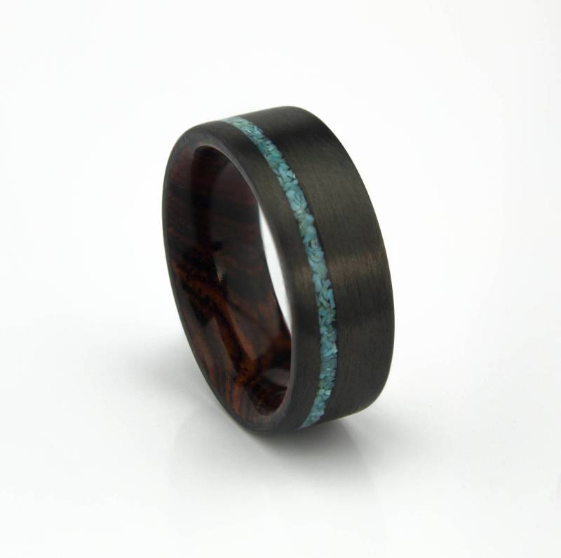 Carbon-Faser-Ring Mit Cocobolo Holz Und Türkis Liner, Herren Ring, Schwarzer Eheringe, Ring Für Männer, Geschenk-Ideen Carbon-Faser-Ring Mit Cocobolo Holz Und Türkis Liner, Herren Ring, Schwarzer Eheringe, Ring Für Männer, Geschenk-Ideen von DaliaWoodia