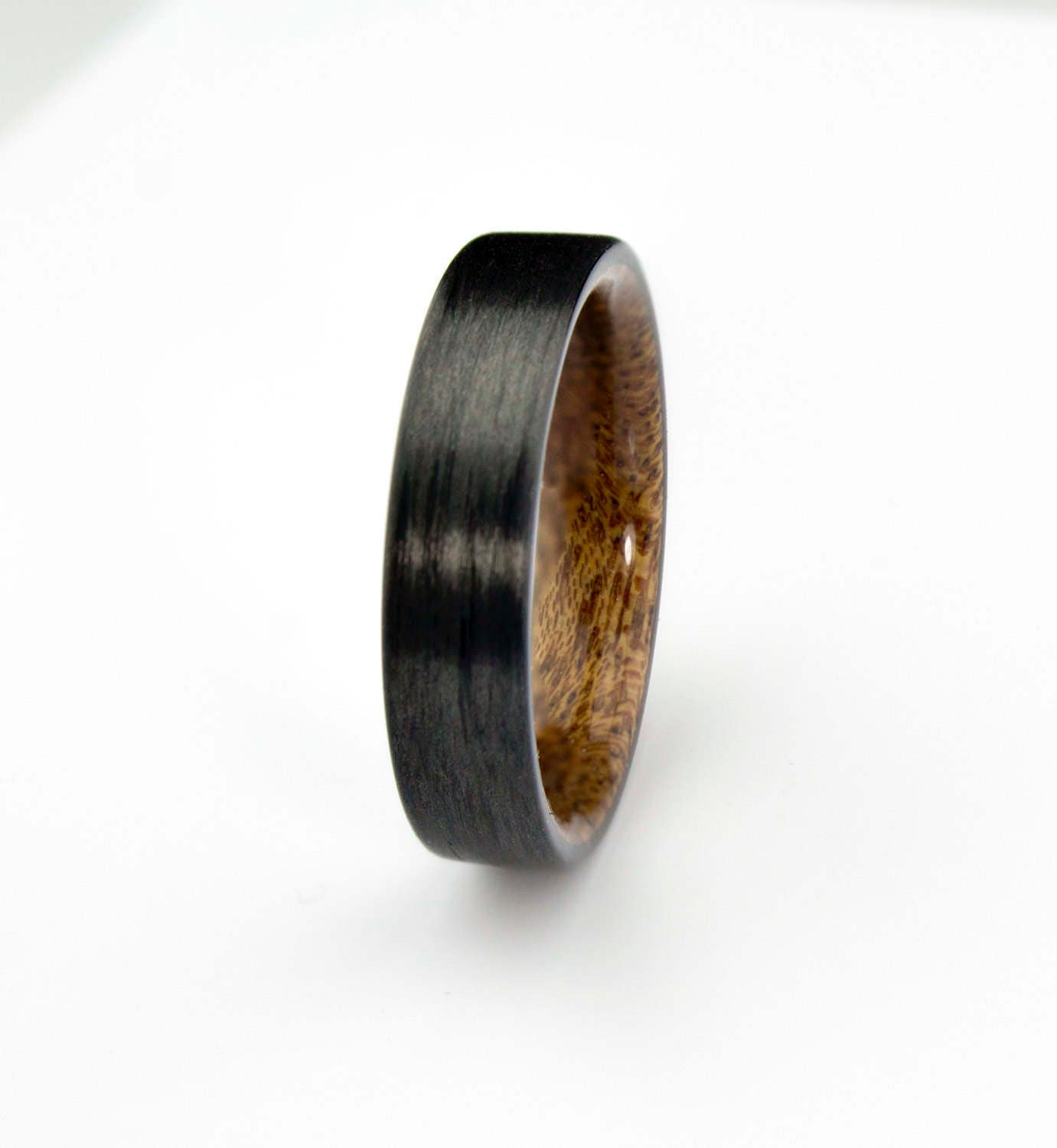Carbonfaser Ring, Mahagoni Holz, Ehering, Schwarzer Herren Geschenk Für Ihn, Sie, Geschenke, Traubänder von DaliaWoodia