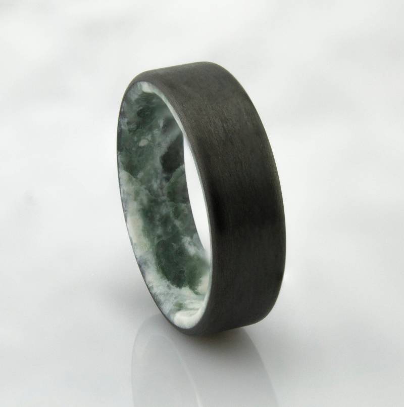 Carbonfaser Ring Mit Echtem Naturgrünen Quarzit, Herren Ehering, Schwarzer Ring, Unisex Ringe, Geschenke, Beste Geschenke Carbonfaser Ring Mit Echtem Naturgrünen Quarzit, Herren Ehering, Schwarzer Ring, Unisex Ringe, Geschenke, Beste Geschenke von DaliaWoodia