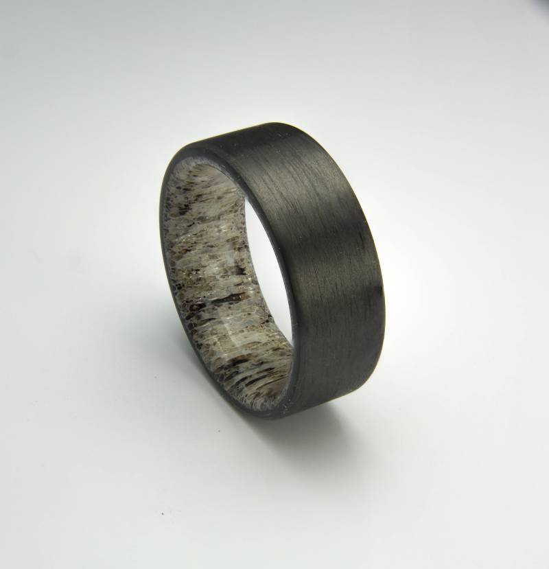 Carbonfaser Ring Mit Elch Geweih Liner, Verlobungsringe, Schwarze Ringe, Herren Ehering, Herrenring, Beste Freundin Geschenke Carbonfaser Ring Mit Elch Geweih Liner, Verlobungsringe, Schwarze Ringe, Herren Ehering, Herrenring, Beste Freundin Geschenke von DaliaWoodia