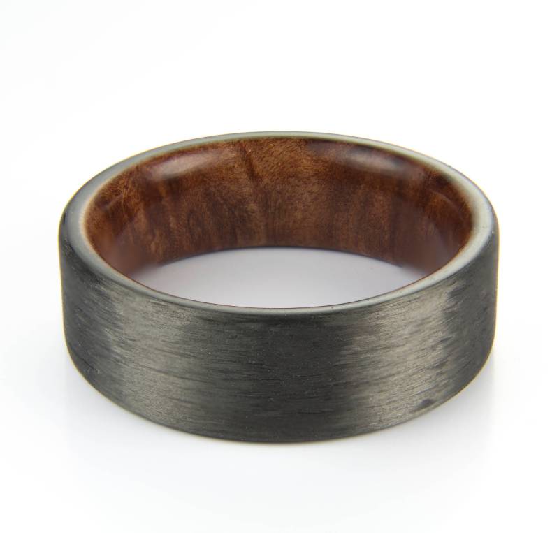 Carbonfaser Ring Mit Thuya Burl Holz Liner, Schwarzer Ring, Herren Frauen Ehering, Geschenk Für Ihn, Sie Carbonfaser Ring Mit Thuya Burl Holz Liner, Schwarzer Ring, Herren Frauen Ehering, Geschenk Für Ihn, Sie von DaliaWoodia