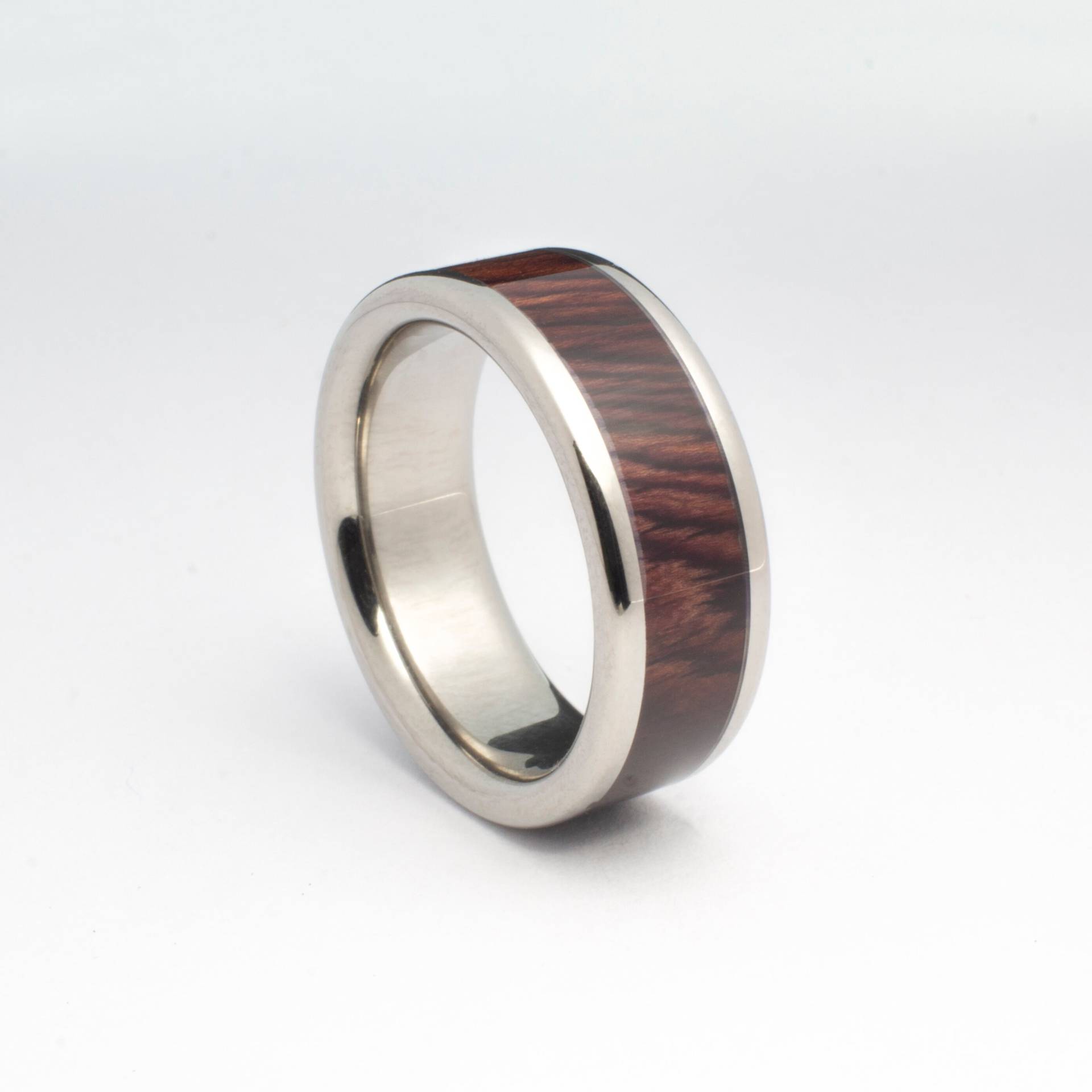 Etsy Ringe, Ring, Titan Ring Mit Camatillo Holz Inlay, Herrenring, Frauenring, Ehering, Handgefertigter Geschenkideen von DaliaWoodia