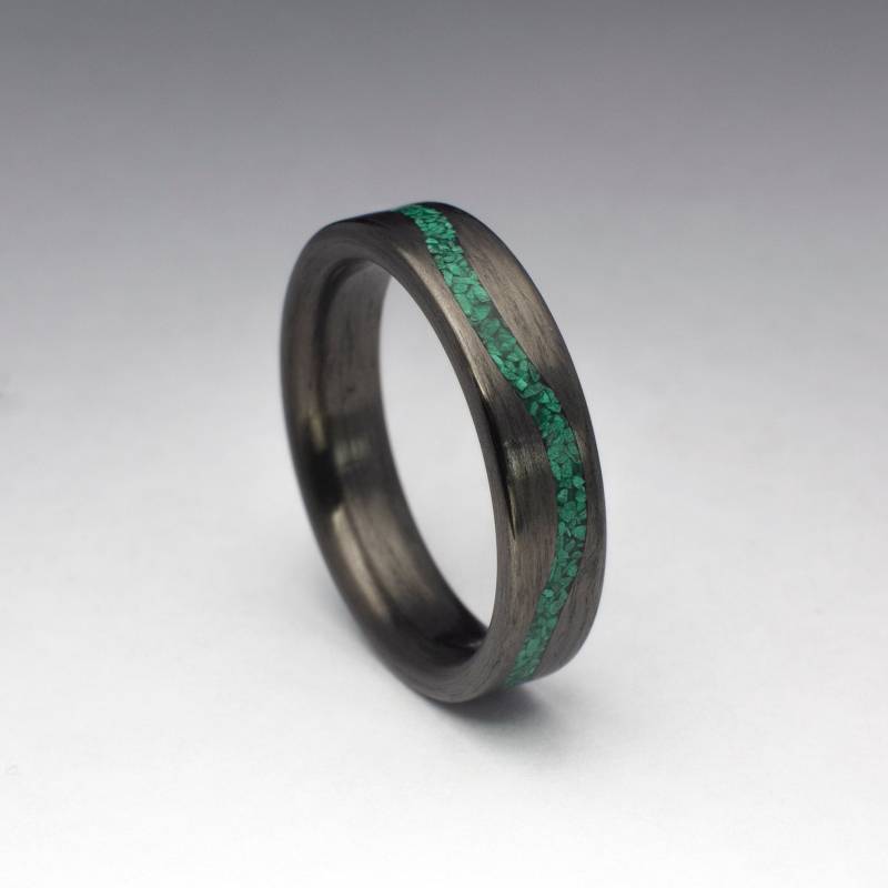 Kohlefaser-Ring Mit Malachit Welle Durch Die Mitte, Herren Ring, Ehering, Schwarzer Geschenk Für Sie, Ihn Kohlefaser-Ring Mit Malachit Welle Durch Die Mitte, Herren Ring, Ehering, Schwarzer Geschenk Für Sie, Ihn von DaliaWoodia
