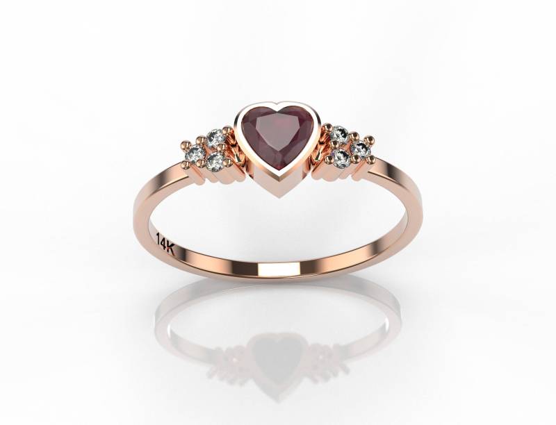Echter Rubin Ring Herz Tiny Diamant Liebe Geschenkidee Lünette Verlobungsring von DallerJewelry
