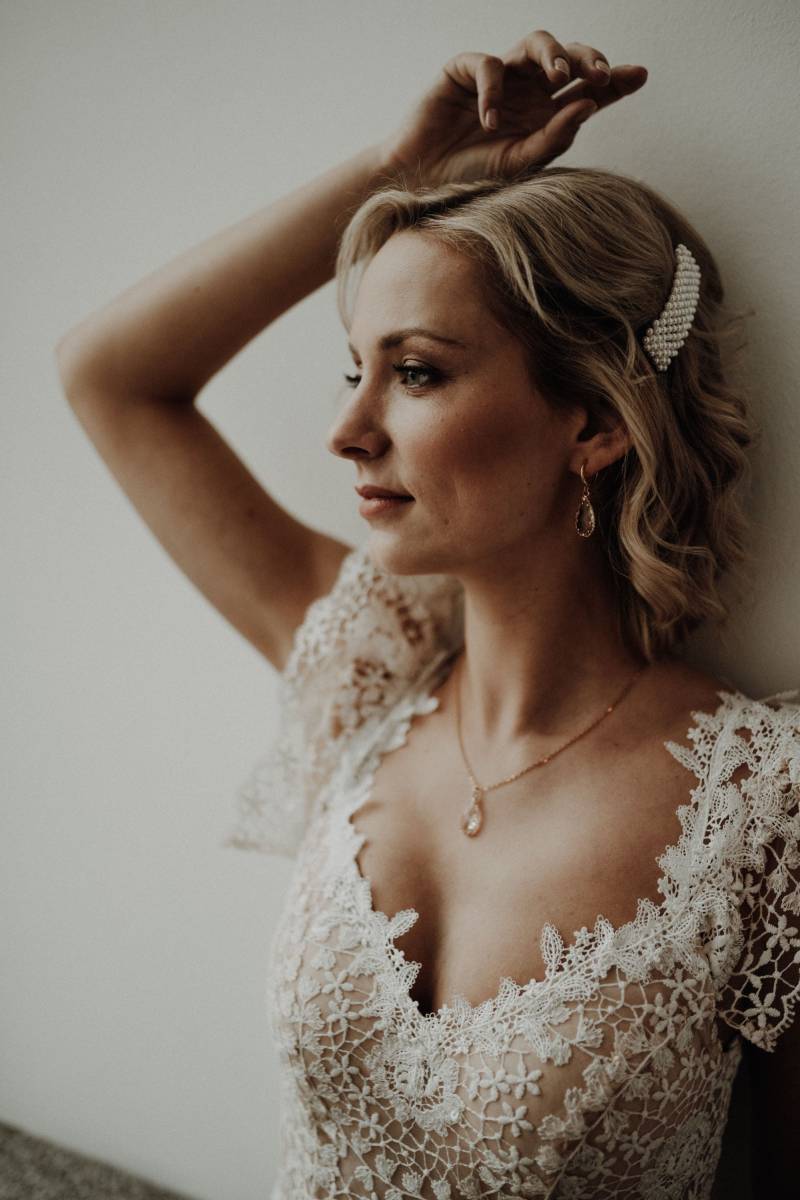 Filigranes Schmuckset Mit Klaren Tropfenanhängern in Gold/Brautschmuck Zur Hochzeit Geschenkidee Zum Geburtstag, Trauzeugin von DalouJewelry