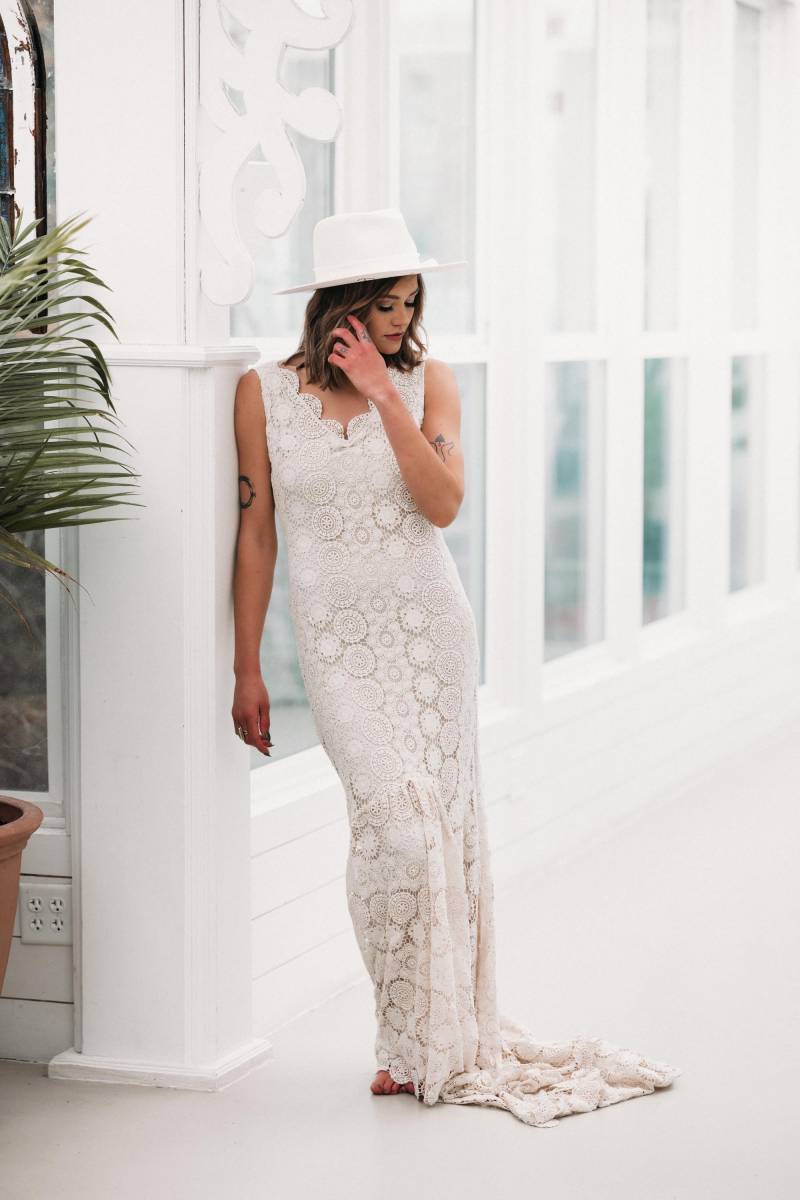 Sample Sale, Boho Brautkleid, Hochzeitskleid Aus Häkelspitze, Strandhochzeitskleid, Lässiges Hochzeitskleid, Hippie-Hochzeitskleid von DameandMaiden