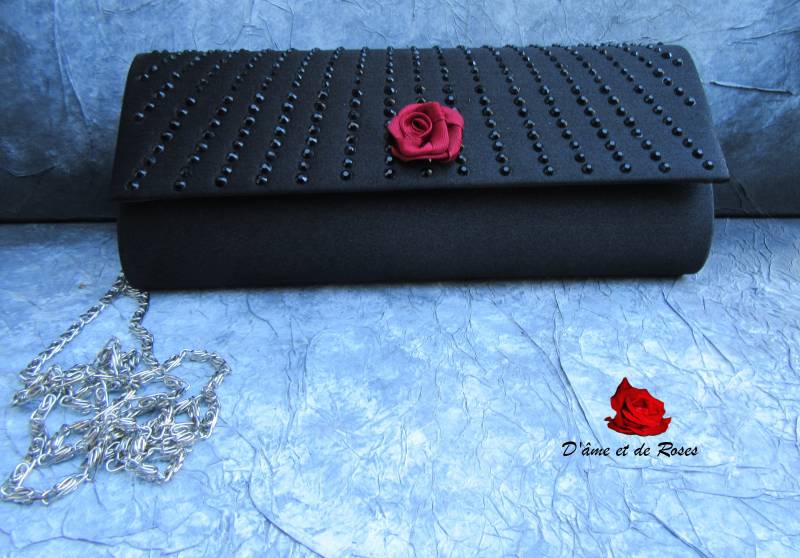 Tasche 7 Stoffe Schwarz Strass Und Rote Rose von DametdeRoses