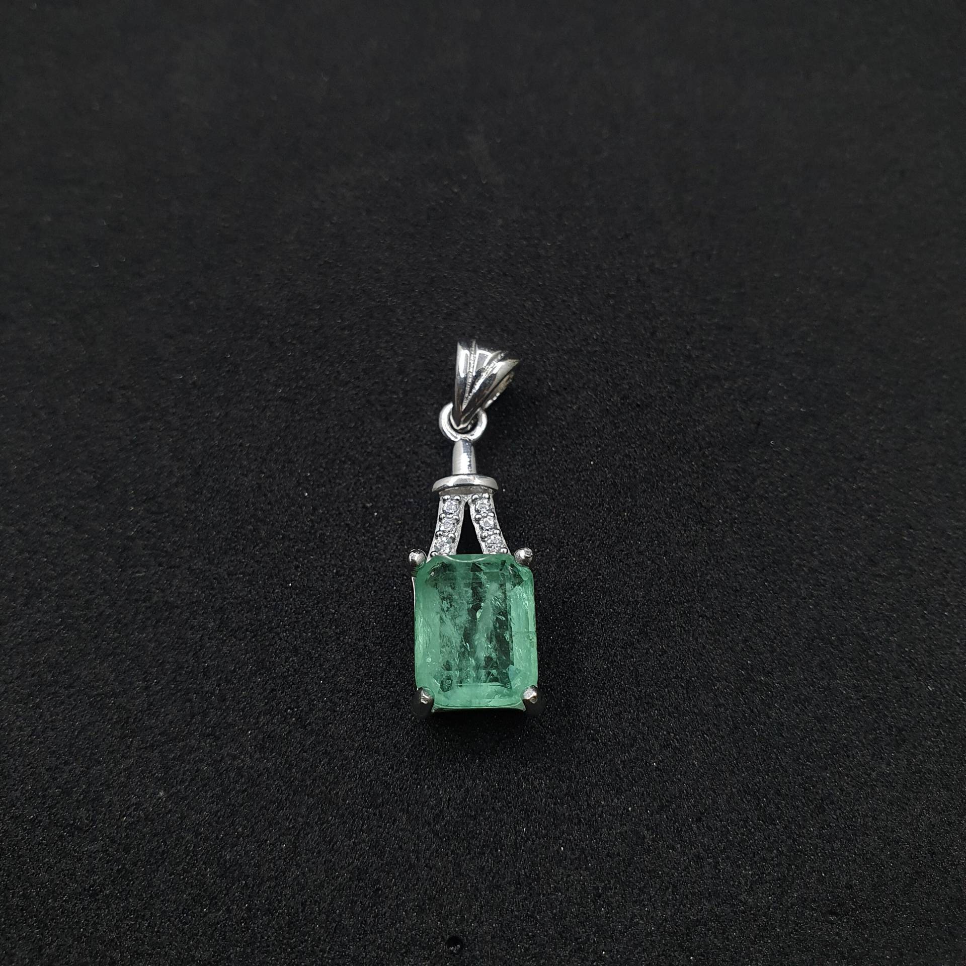 925 Sterling Silber Natur Eis Grün Paraiba Turmalin Quadrat Halskette, Neon Grün Halskette, Anhänger Paraiba, Edelstein Halskette, Geschenk Für Sie von DaminaJewelry