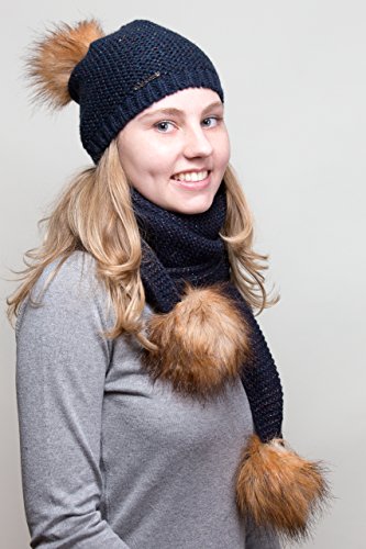 Bommelmütze DC-W-835-C3-Blau ein Set aus der Wintercollection von DanCarol