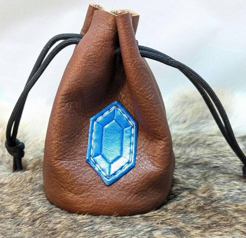 Der Rubinbeutel Aus Leder Von Legend Of Zelda von DanTheLefty