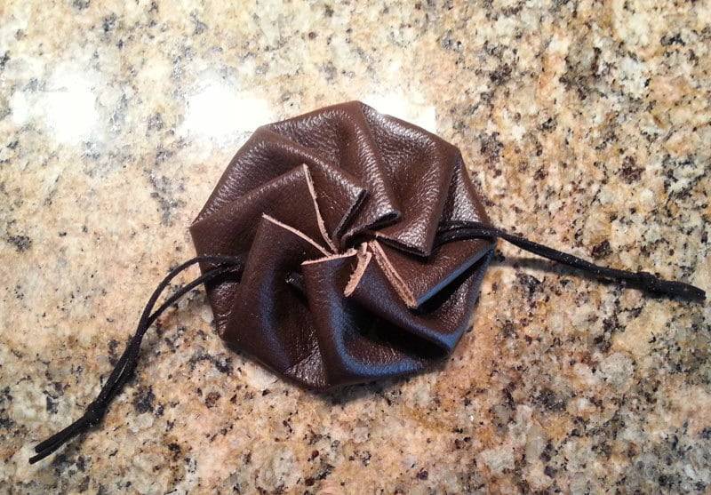 Leder Kreistäschchen von DanTheLefty