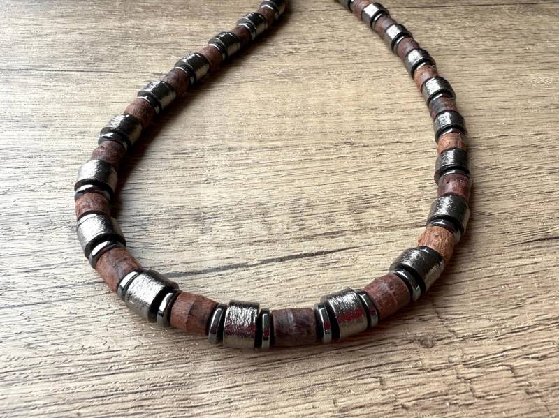 Hämatit Holz Herren Perlenkette, Schmuck, Holz-Metall-Halskette, Geschenk Für Ihn - Alphonso von DanaLeBlancDesigns