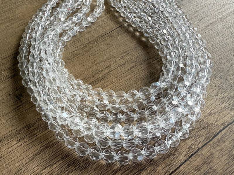 Klare Facettierte Acryl Multi Strang Statement Halskette Chunky Lucite Halskette - Evelyn Klare Facettierte Acryl Multi Strang Statement Halskette Chunky Lucite Halskette - Evelyn von DanaLeBlancDesigns