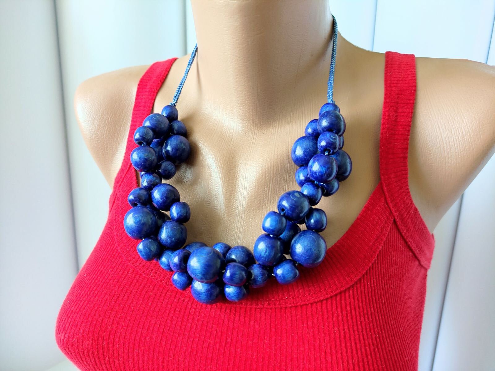 Blaue Grobstrick Holz Perlen Halskette, Große Klobige Halskette von DanajewelryUA