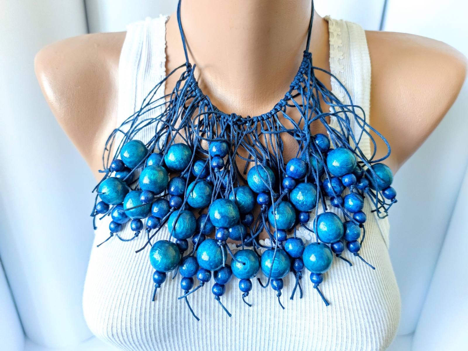 Große Blaue Halskette, Curly Große Chunky Mehrschichtige Lätzchen Perlenkette, Holzkette, Mutige Halskette von DanajewelryUA