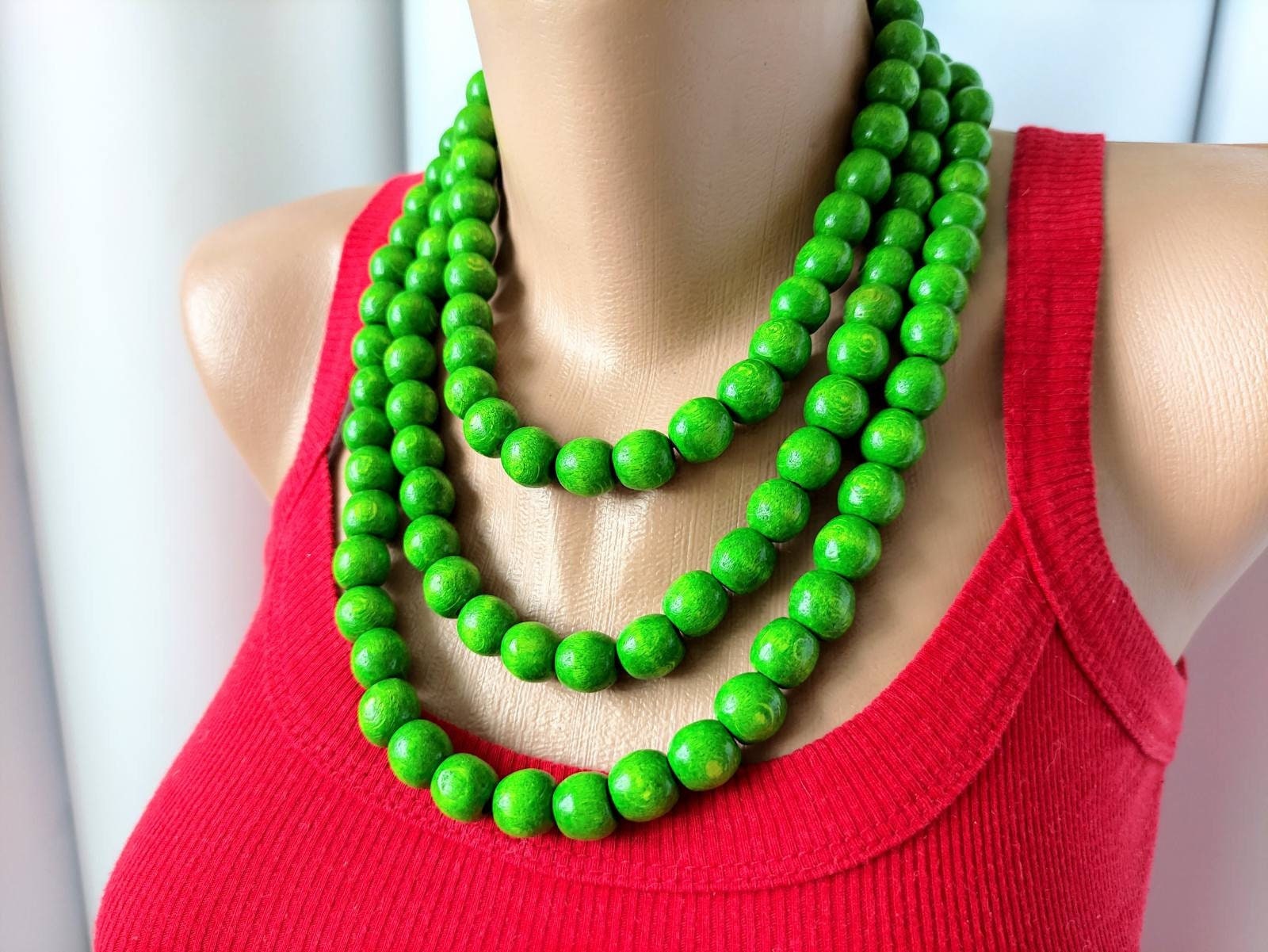 Grüne Klobige Halskette, Multi-Schicht-Holzkette, Holzperlenkette, Große Perlenkette, Große Grüne Chunky Boho Holz Halskette von DanajewelryUA